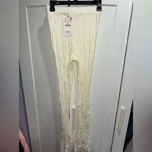 BRAND NEW Zara Cream Ribbed Leggings